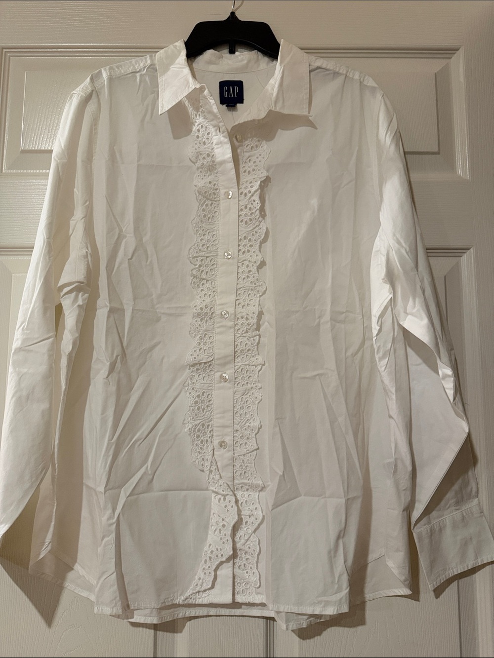 GAP White Lace-Trim Button Front Blouse